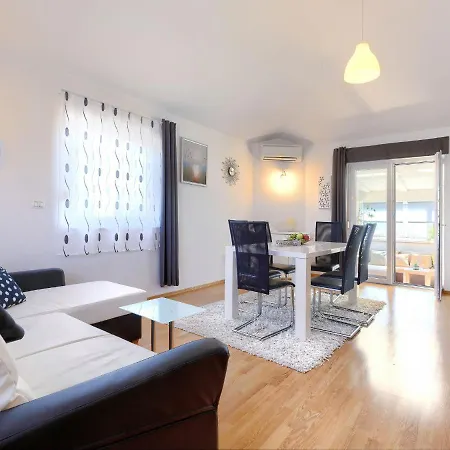 Casa de Férias Marija By Interhome